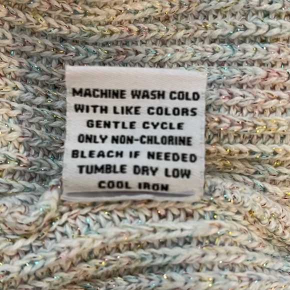 Women’s 525 White Sweater w/Metallic Sparkle Thread sz XL - Picture 6 of 9